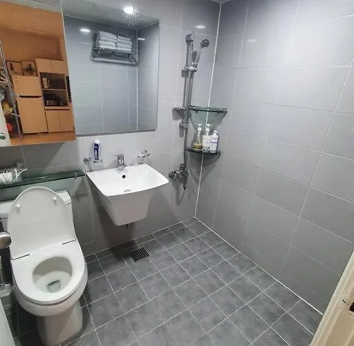 Maru House Tranquil And Airy Space For Long Or Short In Nowon 2 Qeen Bed, Near Market, Air-conditioner, Samsung Tv 아파트 *